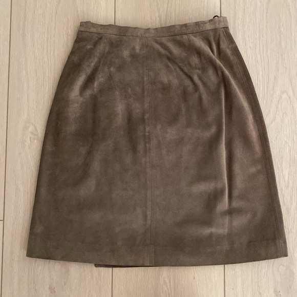 Grey Suede Skirt - Picture 3 of 10